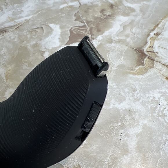 Philips Norelco SensoTouch 3D 1255X Electric Shaver Razor w/ Trimmer FOR PARTS - Picture 8 of 8